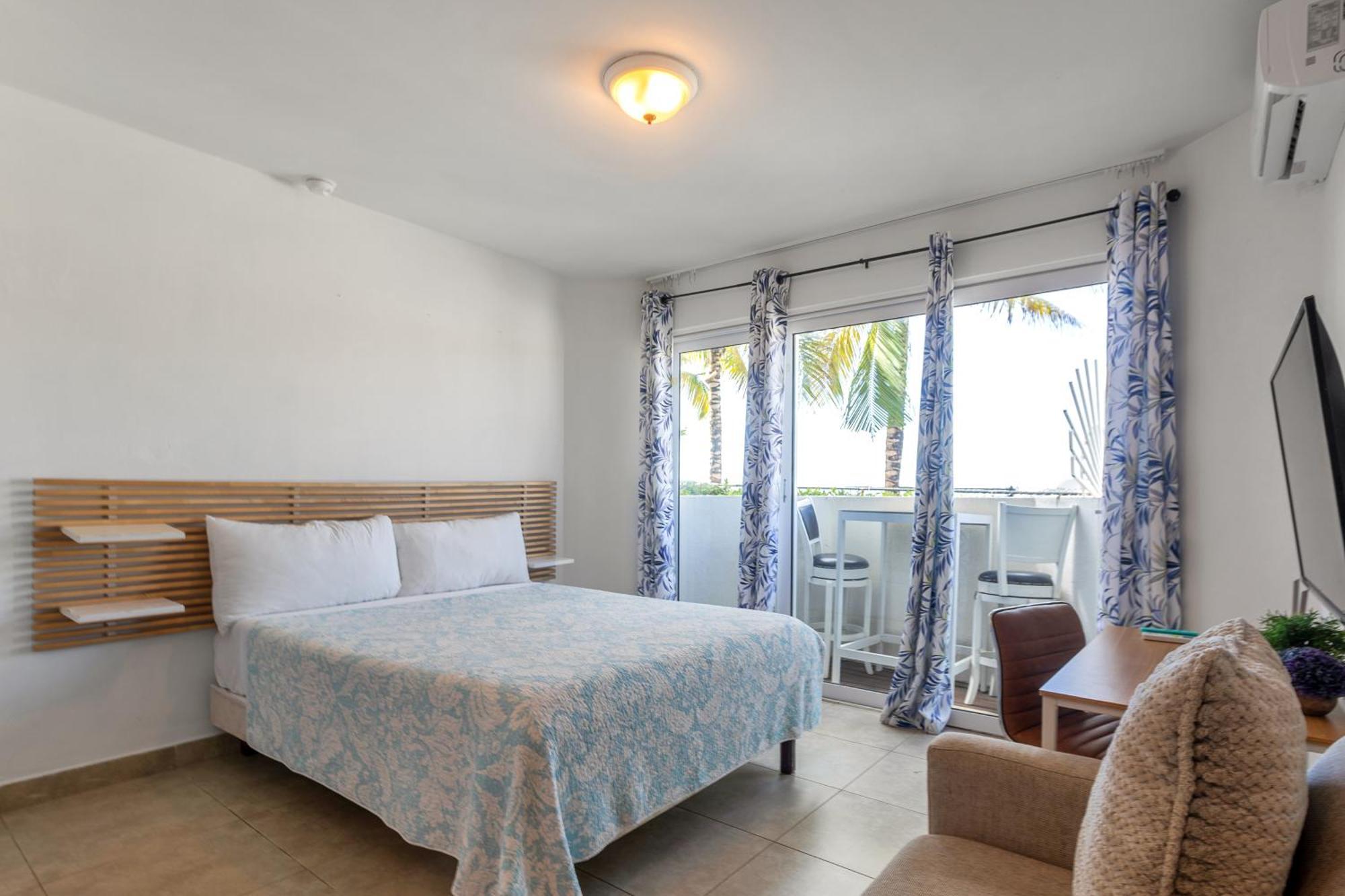 Maho Beach House - Petite Studio - Beach Access Eksteriør bilde